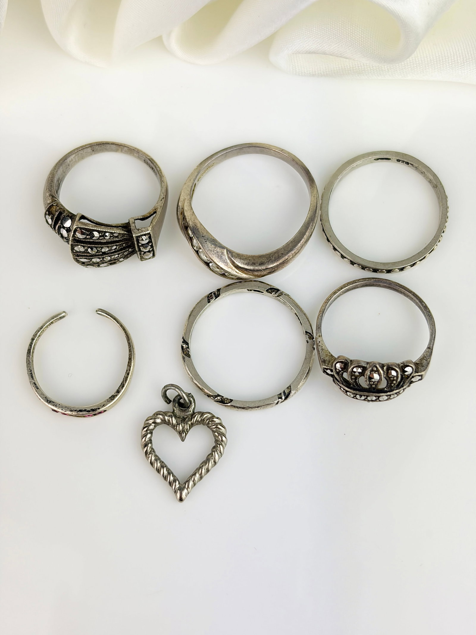 MIXED LOT - Silver Rings, Heart Charm - 2