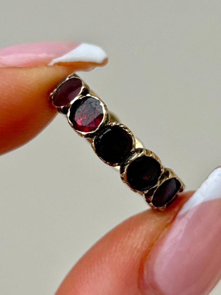 Georgian Era Flat Cut Garnet Full Hoop / Eternity Band Ring in Gold - 4