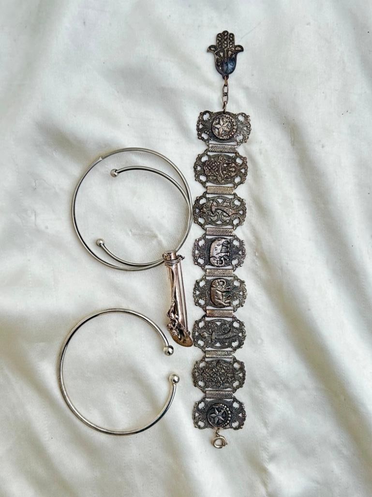 Mixed Lot of Jewellery - 2