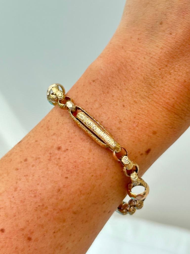 Antique c1850 15ct Gold Ornate Bracelet Chain with 9ct Rings Attached - 3