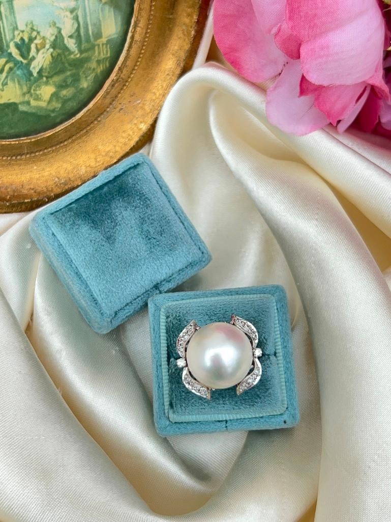 Huge 18ct white gold maybe pearl and diamond cocktail ring - 5