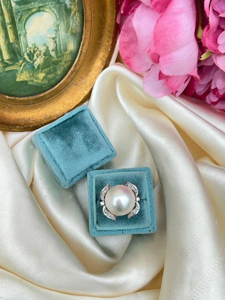 Huge 18ct white gold maybe pearl and diamond cocktail ring - 6