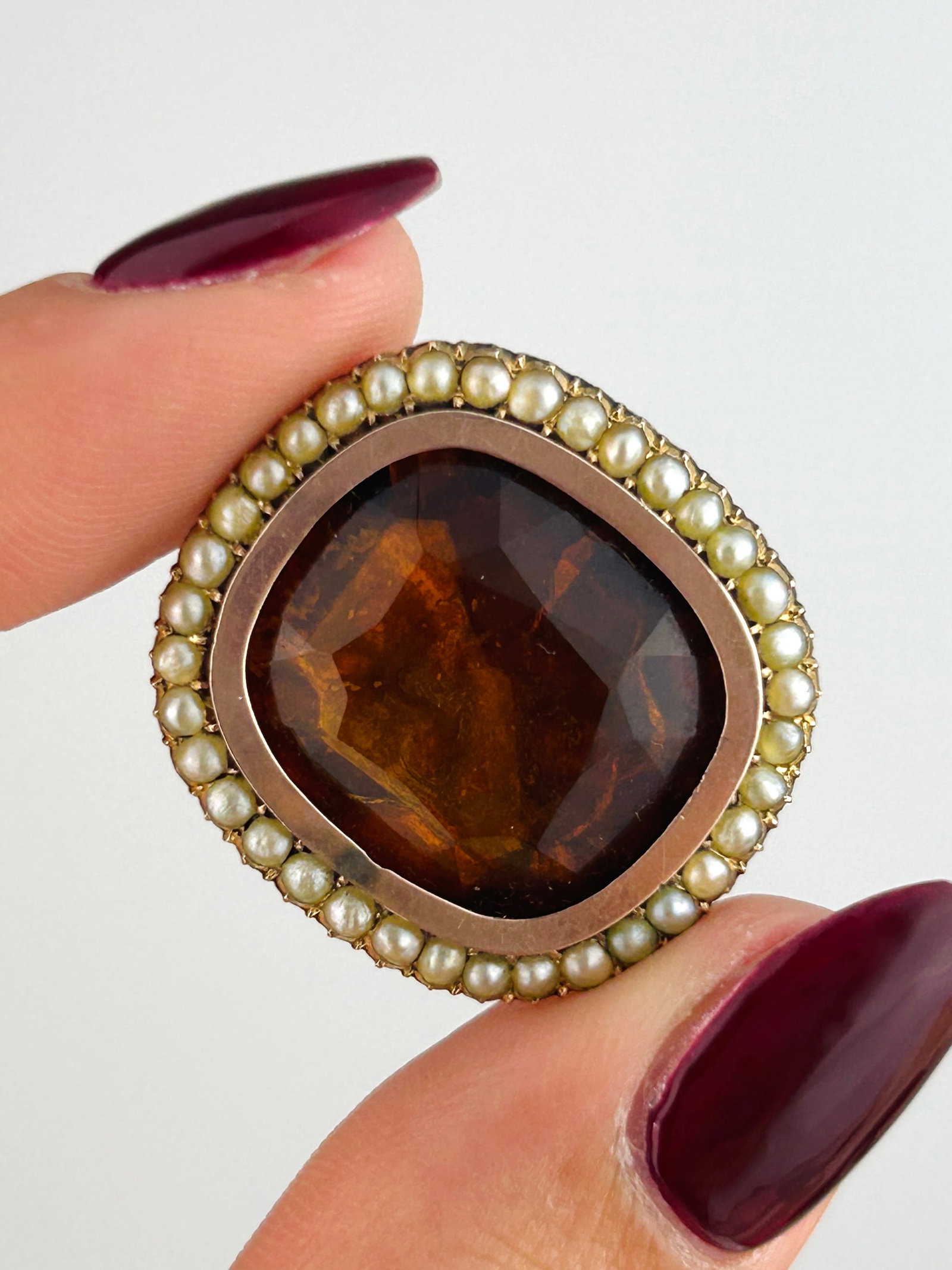 Antique Foiled Back Yellow Paste and Pearl Brooch in Gold - 3