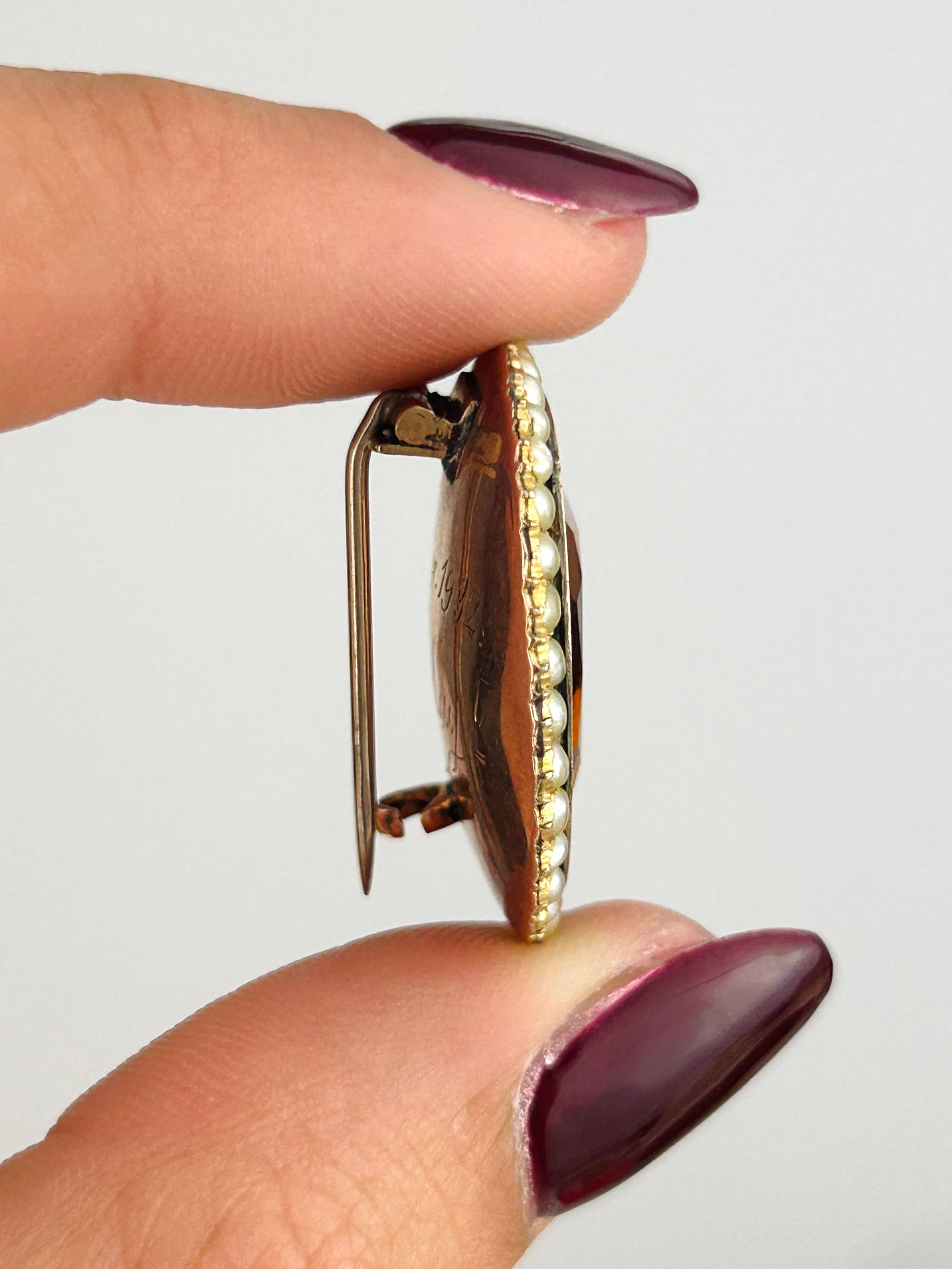 Antique Foiled Back Yellow Paste and Pearl Brooch in Gold - 4
