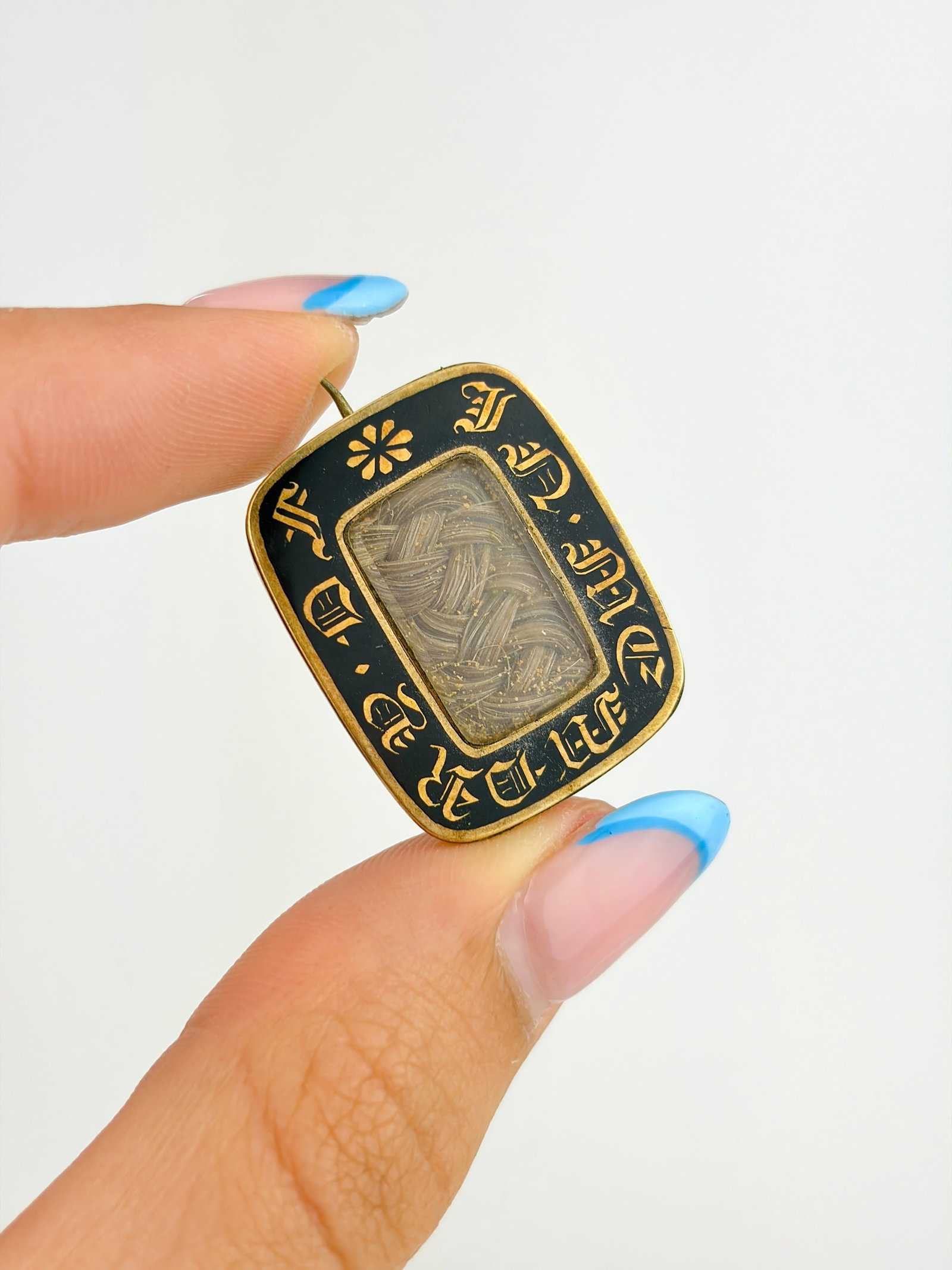 Antique Victorian Black Enamel Mourning Brooch with Locket Front - 2