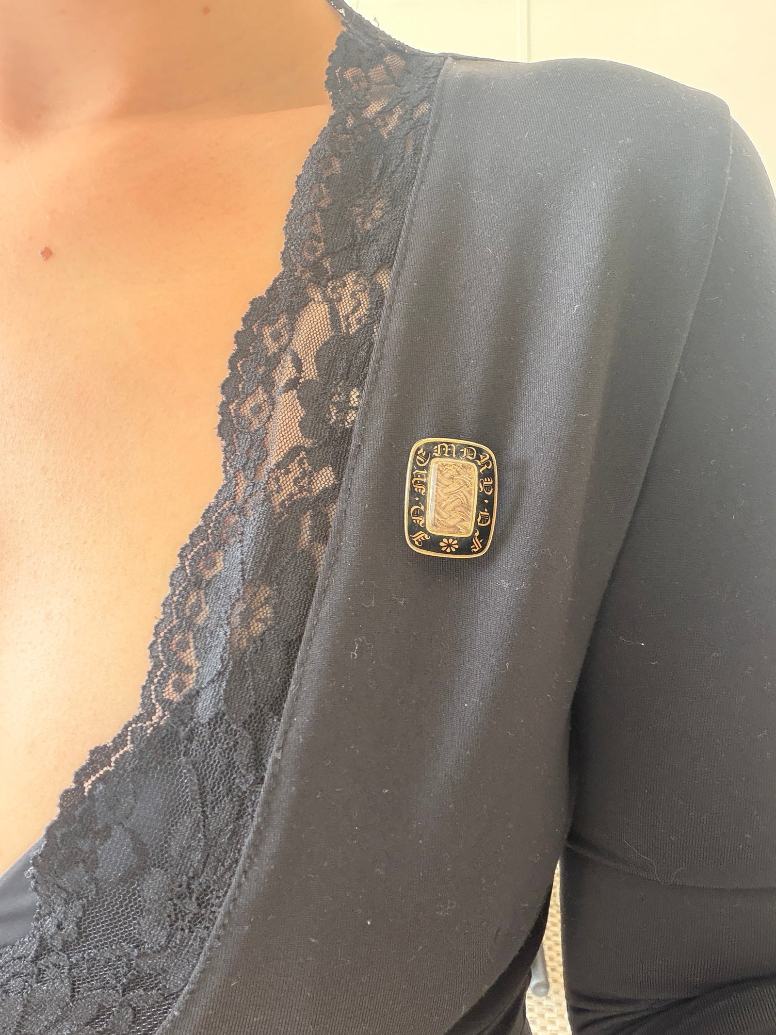 Antique Victorian Black Enamel Mourning Brooch with Locket Front - 5