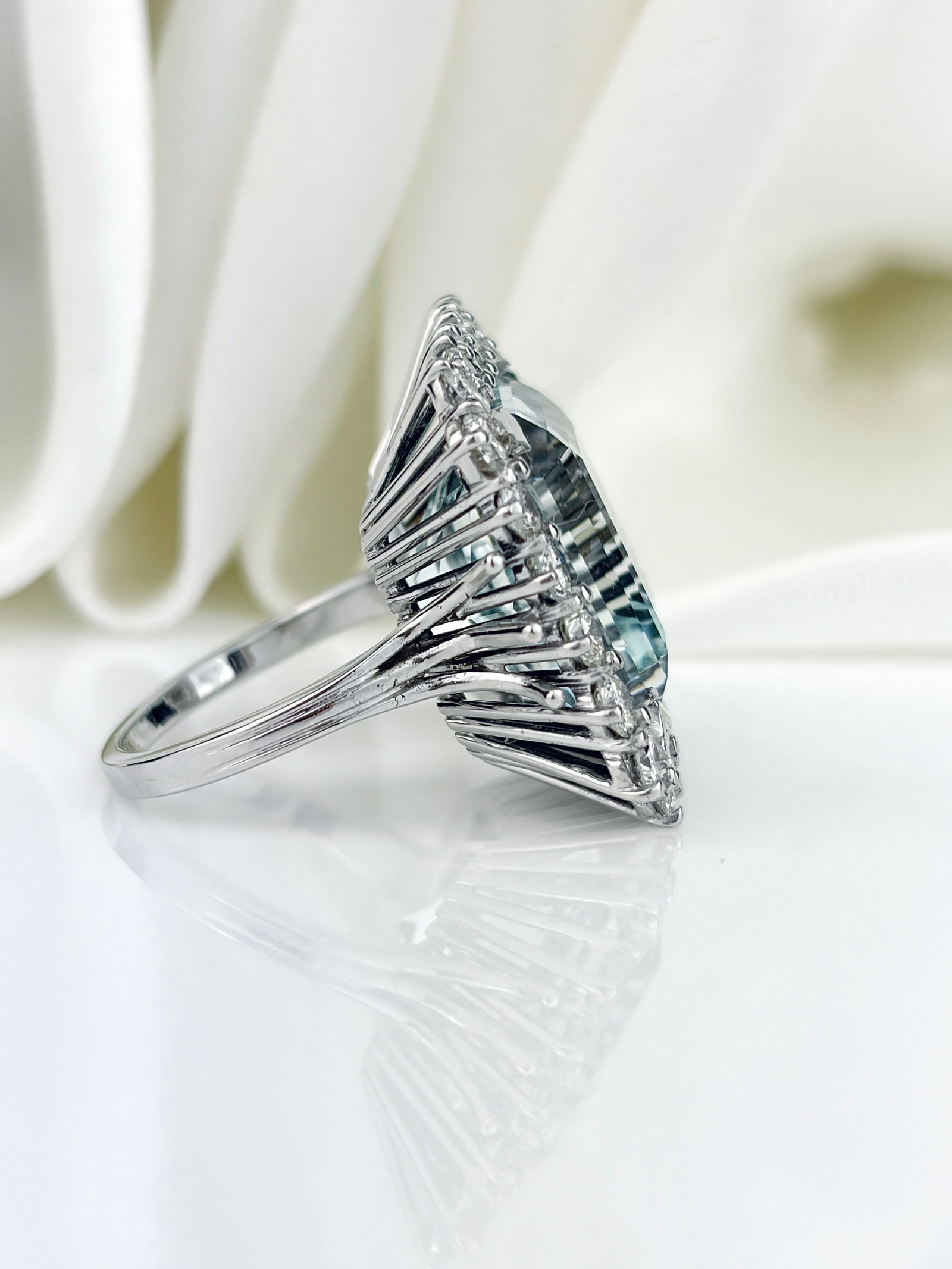 Outstanding Aquamarine And Diamond Square Cocktail Ring Set In Platinum - 4