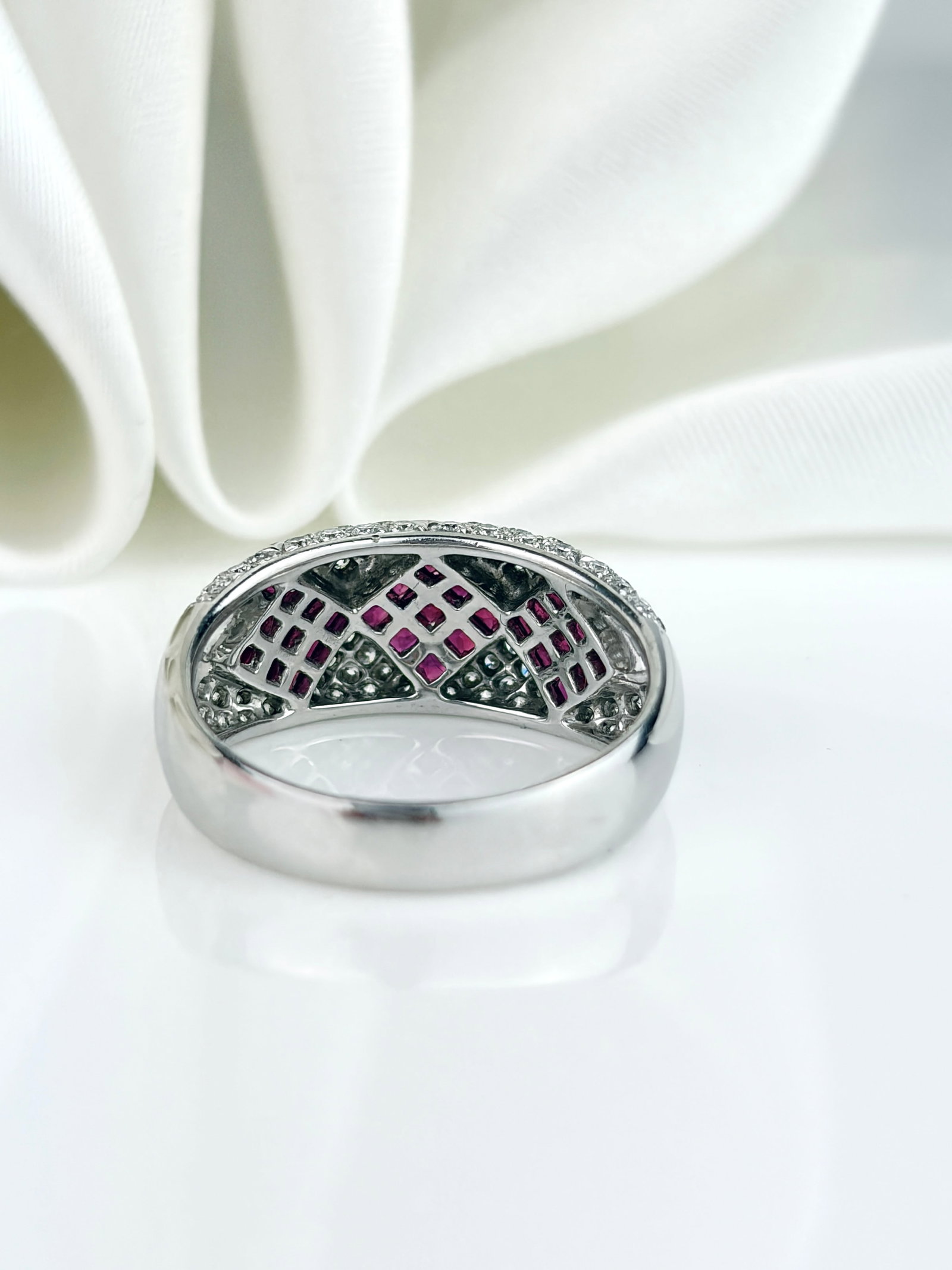 Chunky Vintage 18ct White Gold Ruby and Diamond Statement Ring - 3