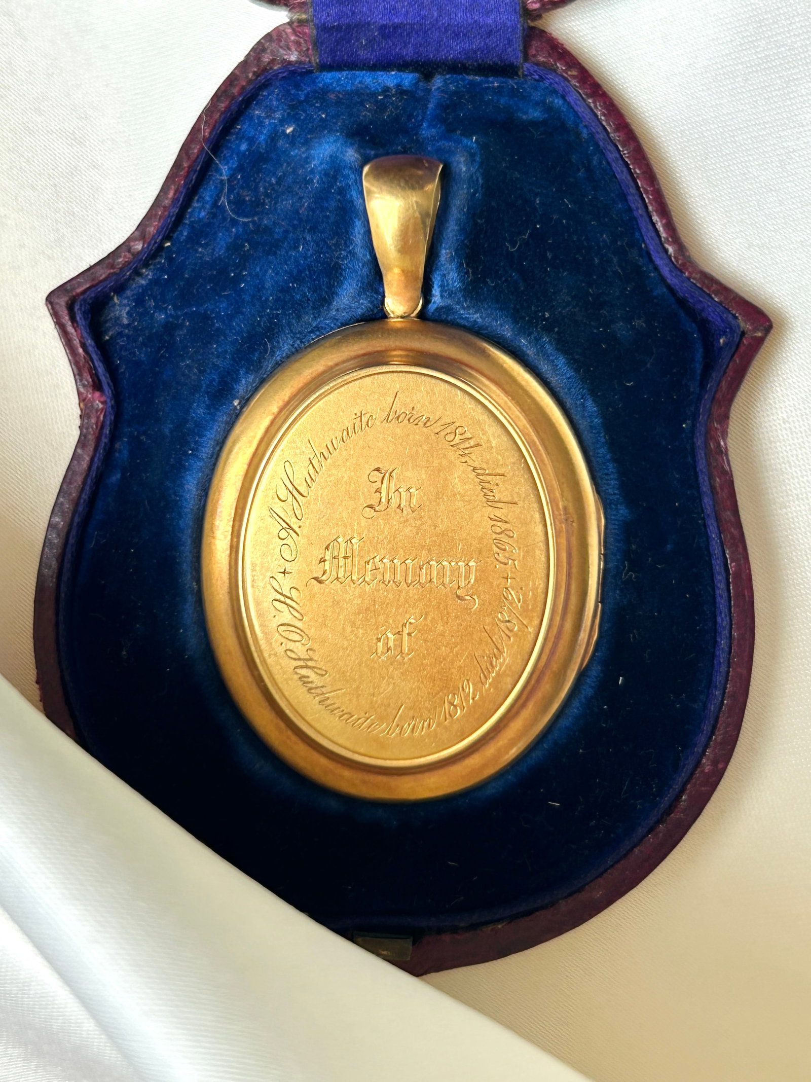 outstanding antique c1814 18ct gold rose cut diamond monogram locket pendant in fitted box - 4