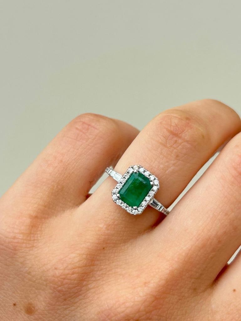 *Vintage 14K White Gold Emerald and Diamond Ring - 3