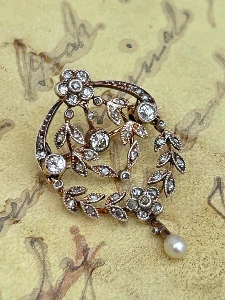 Sweet Antique Diamond Pendant in Antique Box - 3