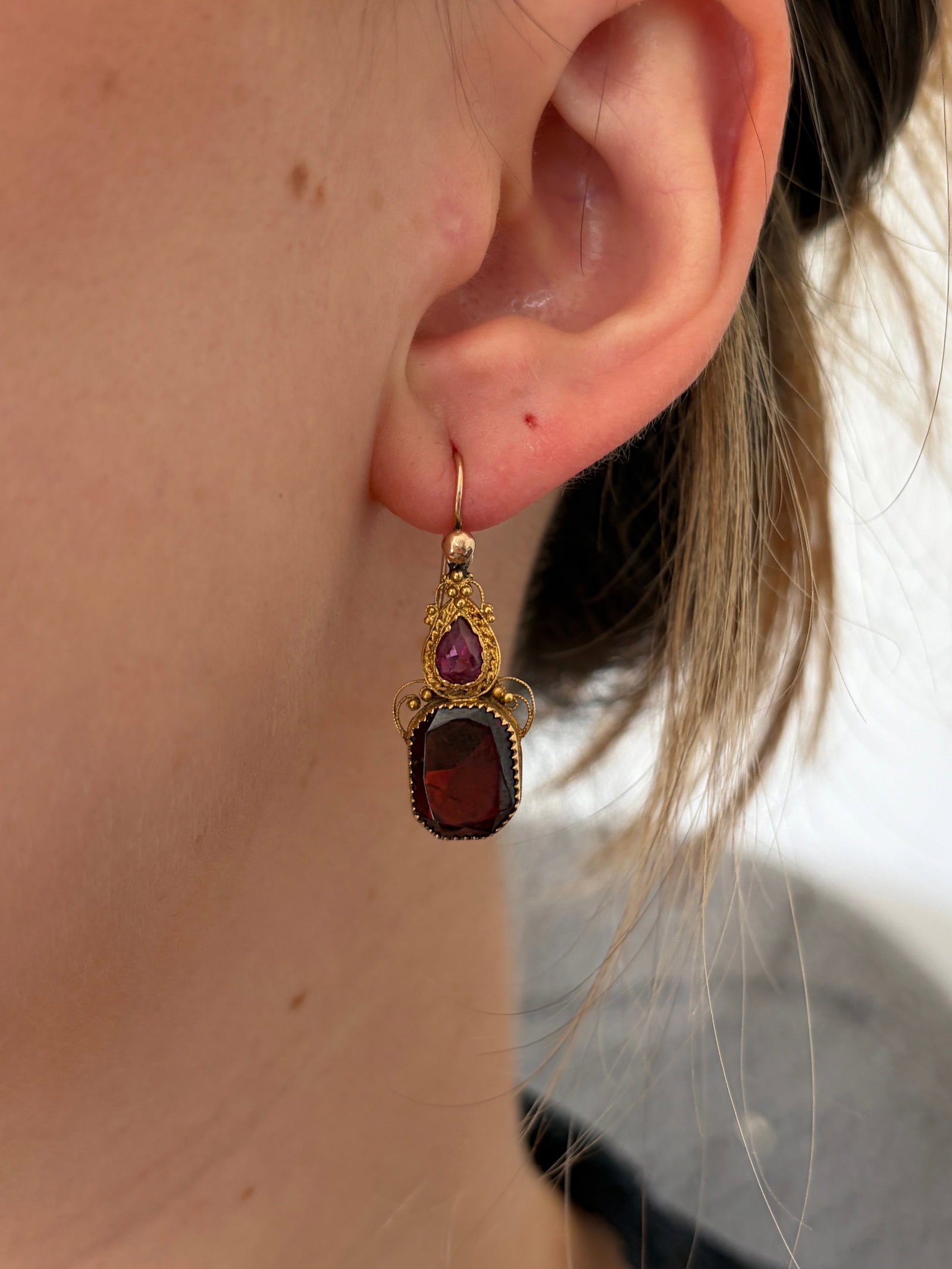 Antique Garnet and Amethyst Ornate Drop Earrings in Gold - 6