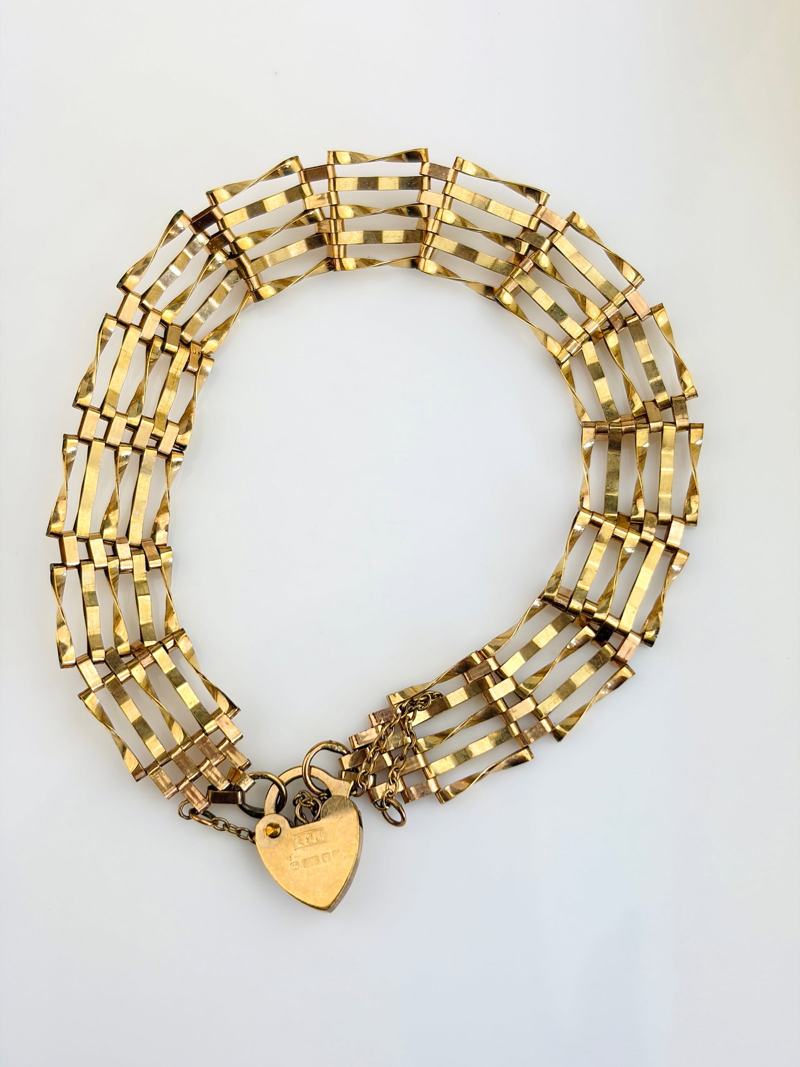Vintage 9ct Yellow Gold Fancy link Gate Bracelet with Heart Padlock - 3