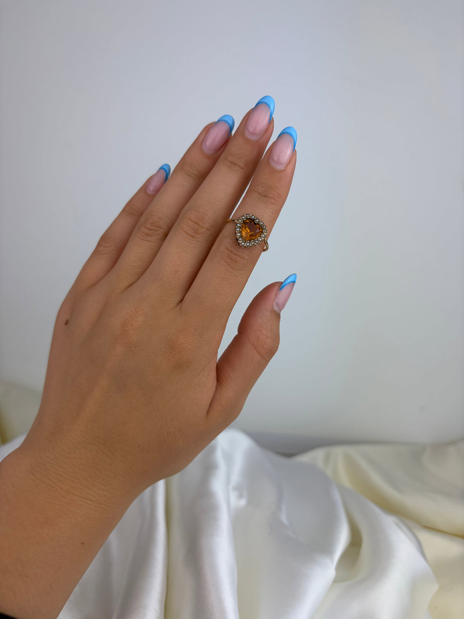 Sweet Antique Citrine and Pearl Heart Halo Ring in 9ct Gold - 7