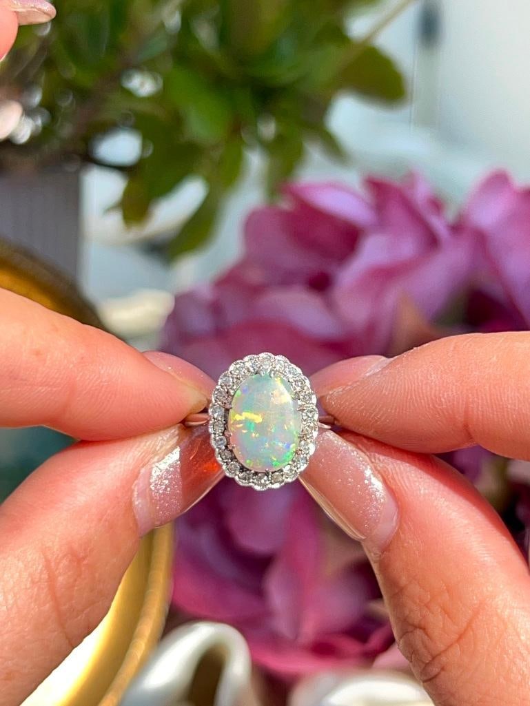 Antique 18ct White Gold Platinum Opal and Diamond Ring - 3