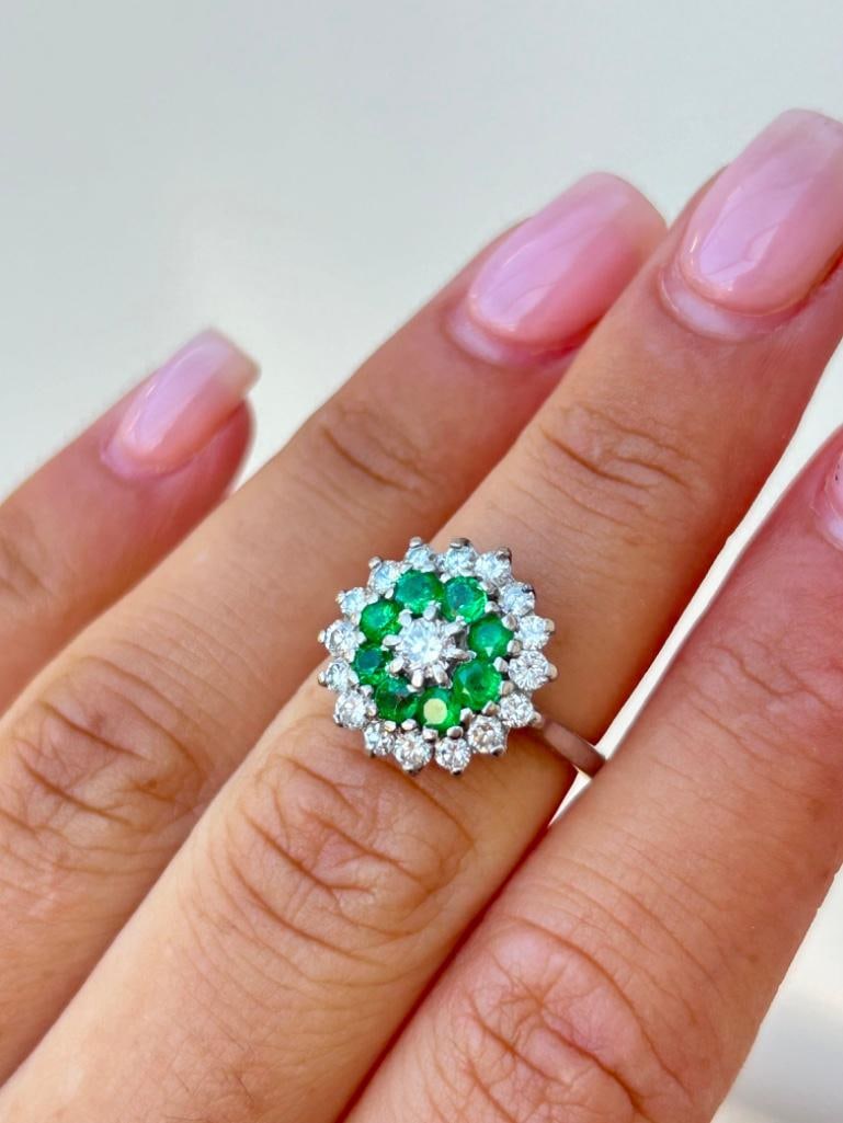 *Vintage 18 Carat White Gold Demantoid Garnet and Diamond Cluster Ring - 6