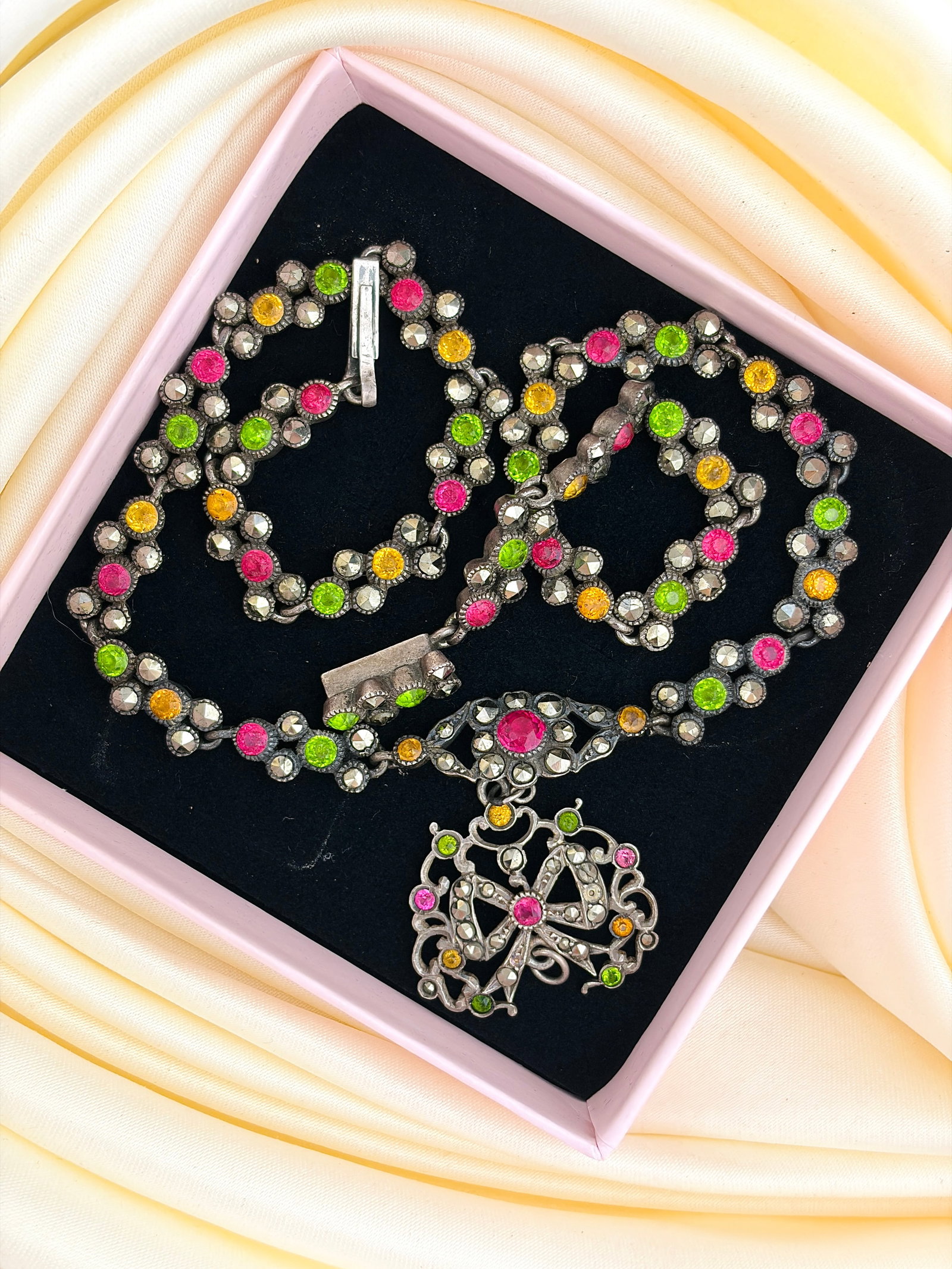 LATE GEORGIAN SILVER MULTI-COLOURED NECKLACE - 9