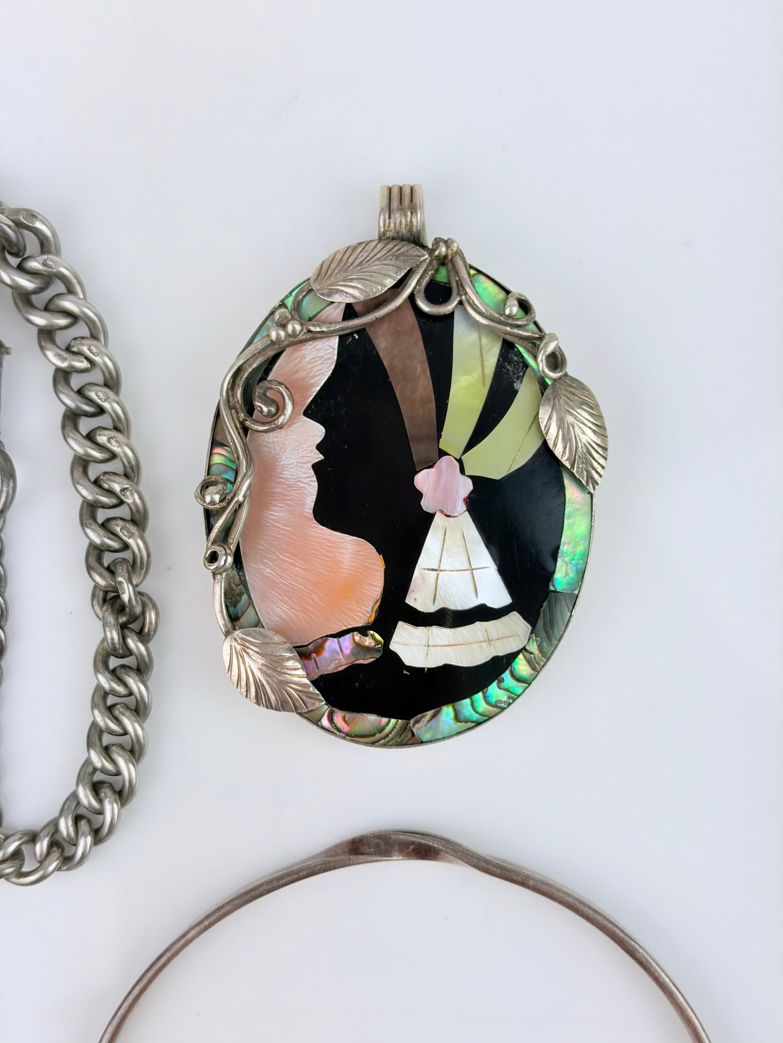 MIXED LOT - SILVER CHAIN, BANGLES, PENDANT ETC - 2