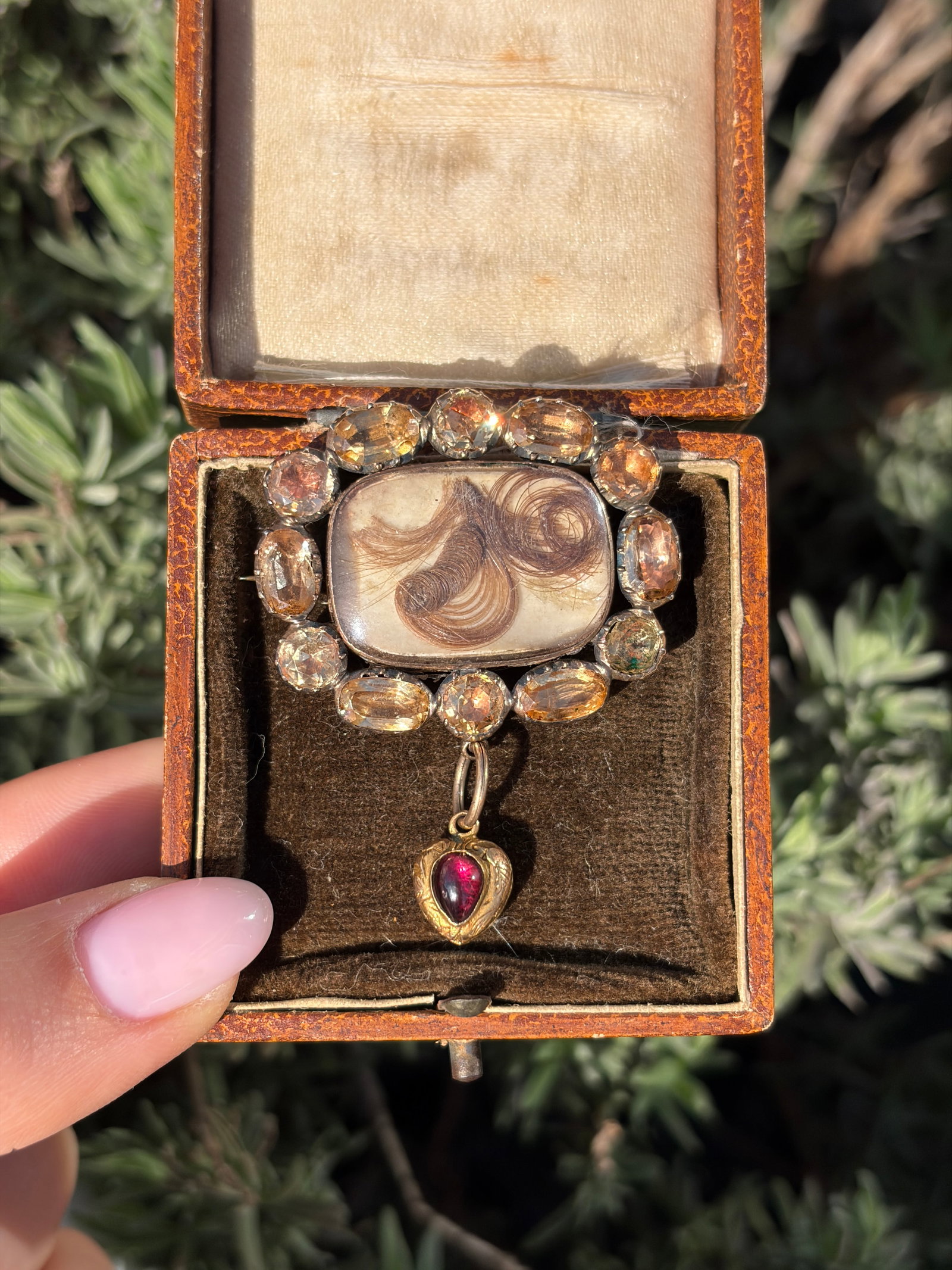 ANTIQUE GOLD MOURNING DOUBLE LOCKET HAIR BROOCH WITH TOPAZ HALO AND GARNET HANGING HEART - 3