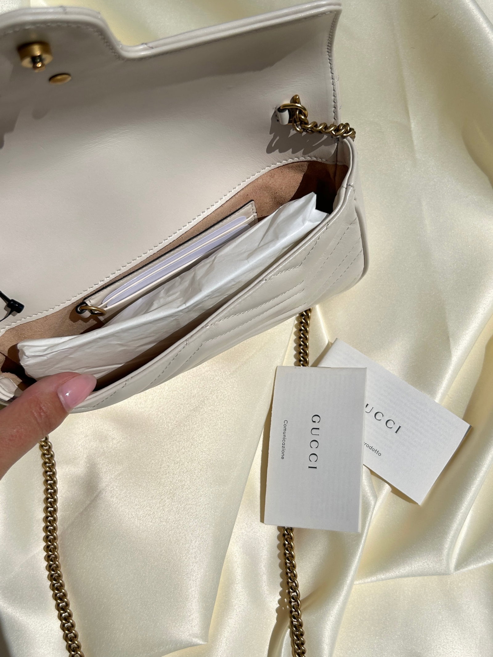 AUTHENTIC BEIGE GUCCI GG MINI MARMONT SHOULDER BAG - 2