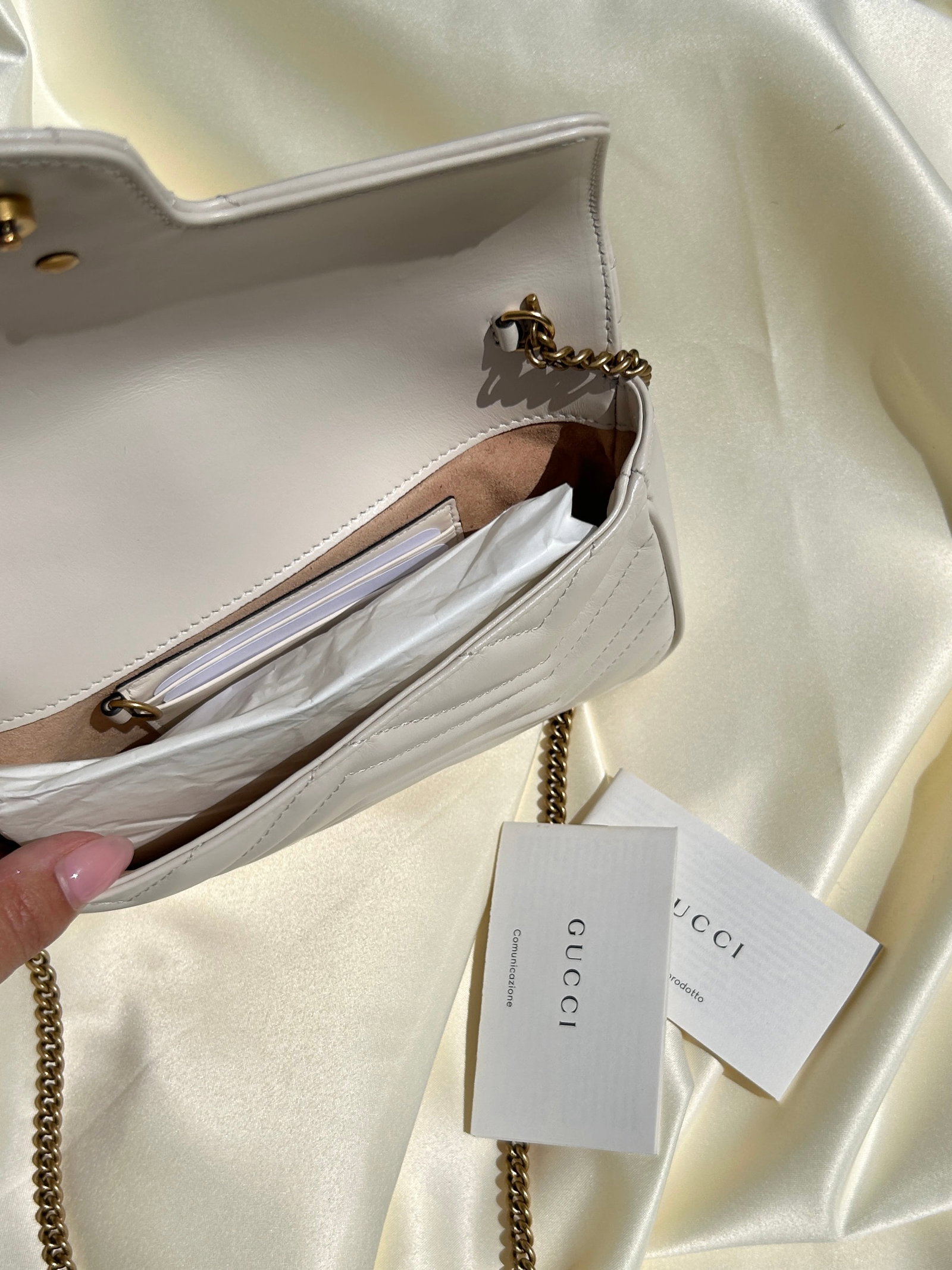 AUTHENTIC BEIGE GUCCI GG MINI MARMONT SHOULDER BAG - 3