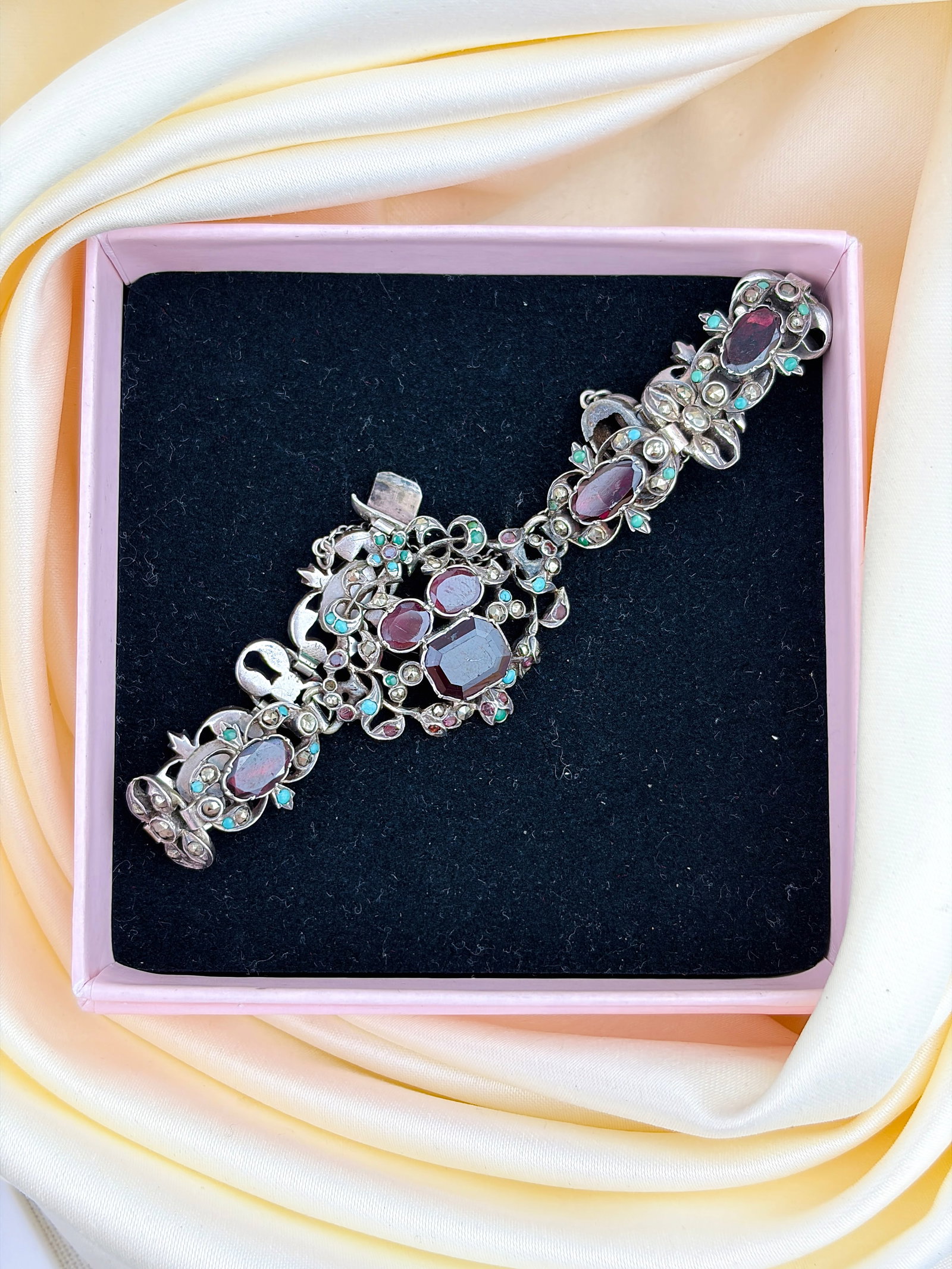 RARE ANTIQUE AUSTRO HUNGARIAN SILVER FLAT CUT GARNET TURQUOISE AND CUT STEEL BRACELET AF - 7