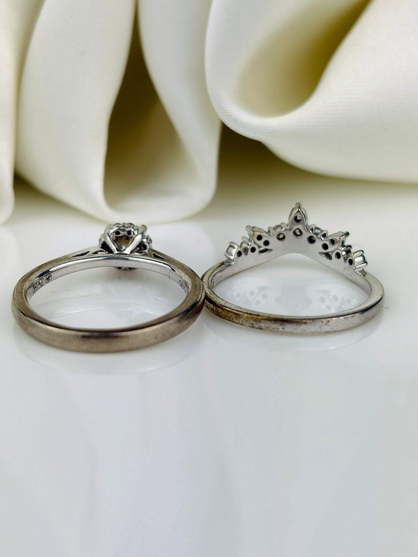 2 diamond rings complete with paperwork and certificates - 3