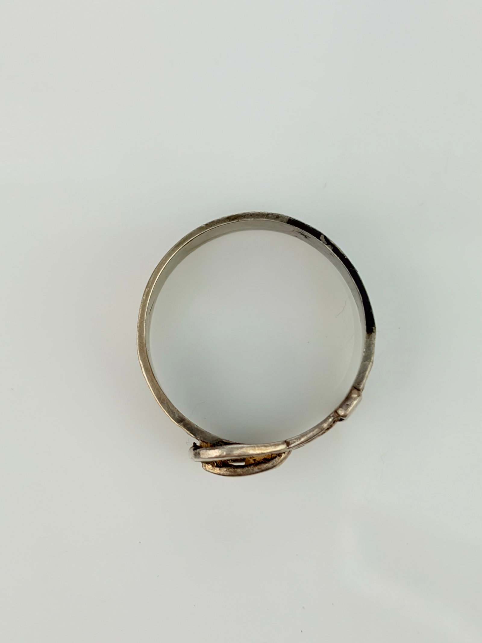 ANTIQUE SILVER BUCKLE BAND RING - 2
