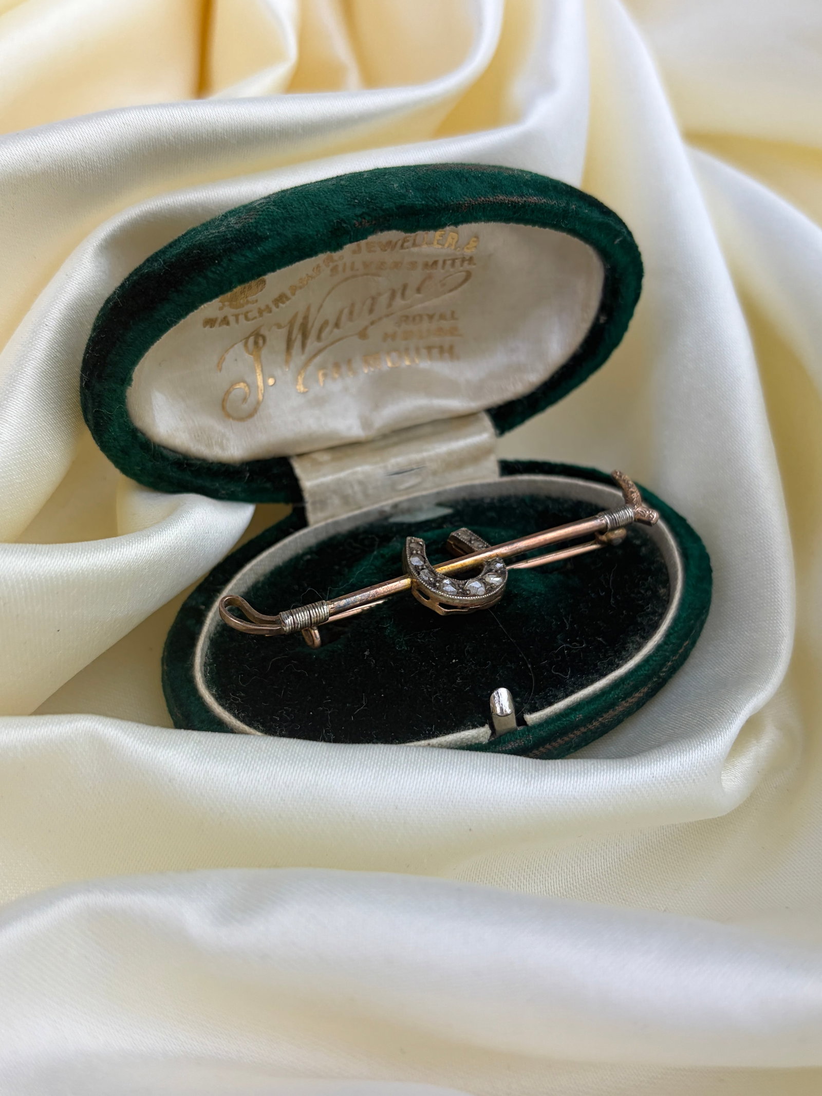 Antique Gold Diamond Horseshoe Brooch in Green Velvet Box - 3