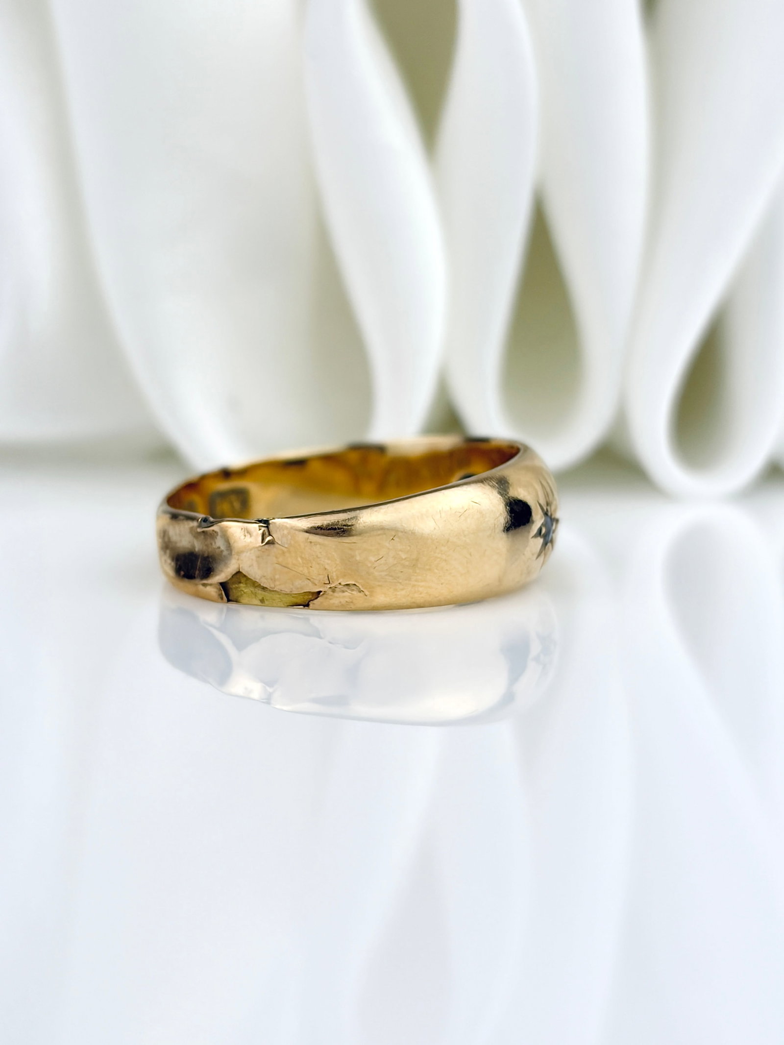 ANTIQUE C.1903 18CT YELLOW GOLD DIAMOND 3 STONE STARBURST RING - 2