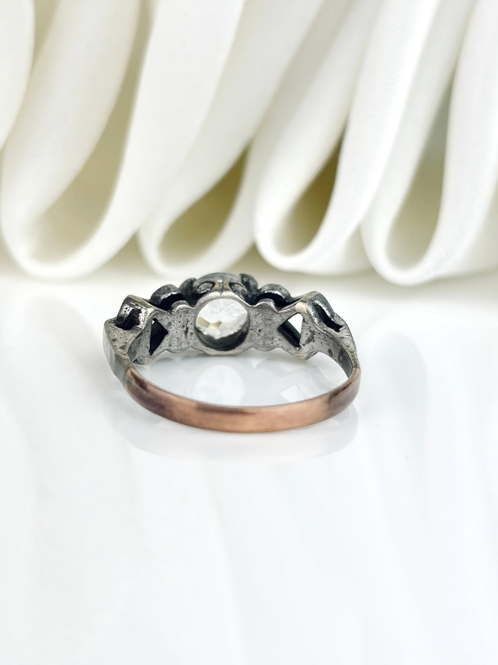 Antique Art Deco 9ct Gold and Silver Paste Ring - 3