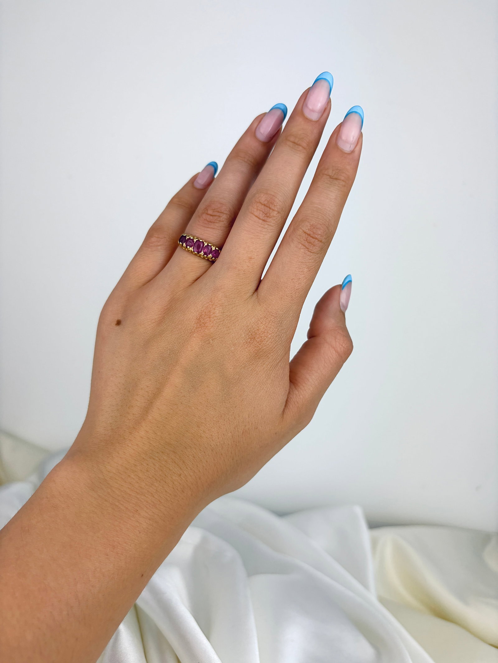 Antique Victorian 22ct Yellow Gold Ruby 5 Stone Ring - 7