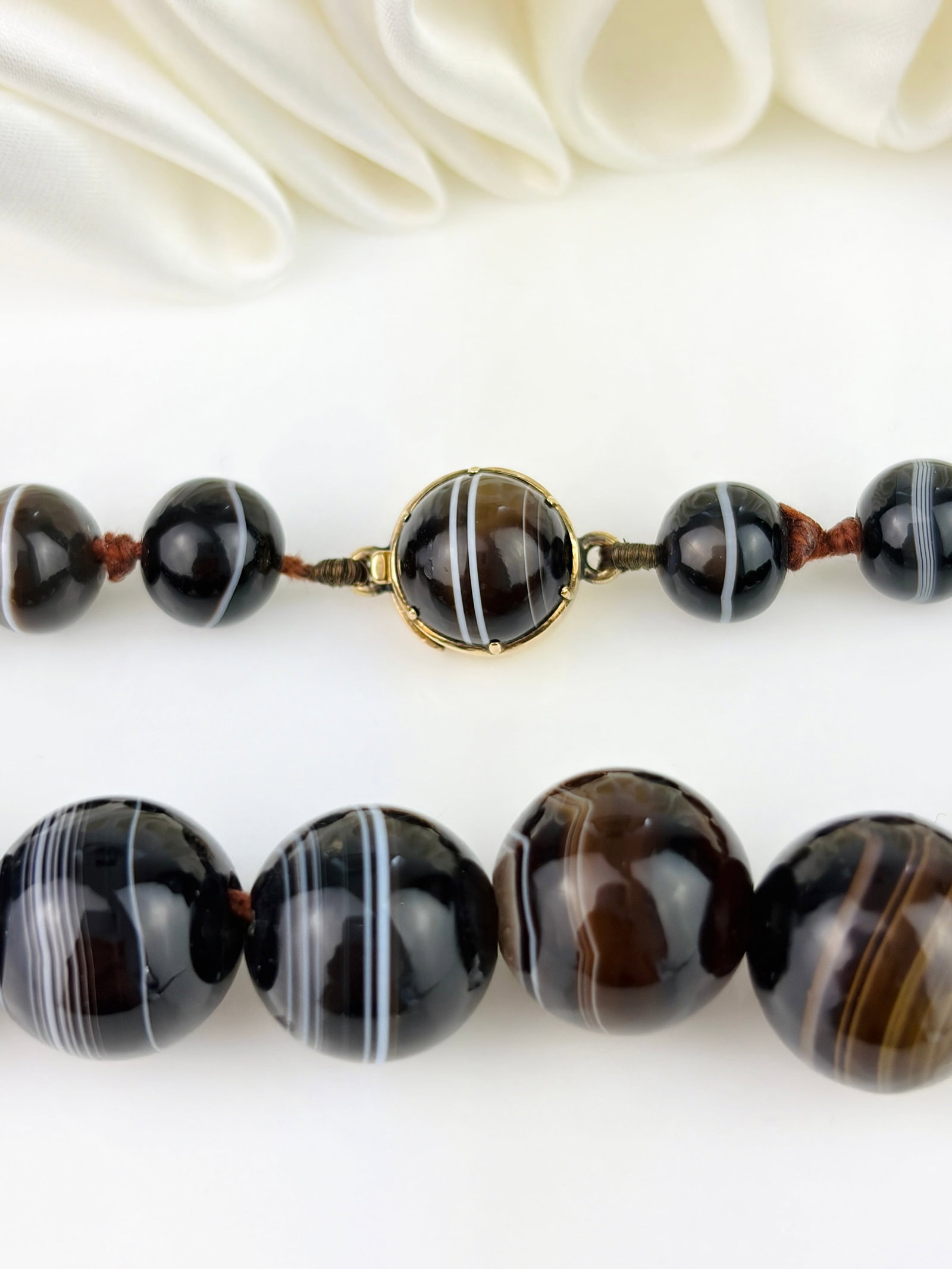 BANDED AGATE BEADED NECKLACE WITH CLASP - 2