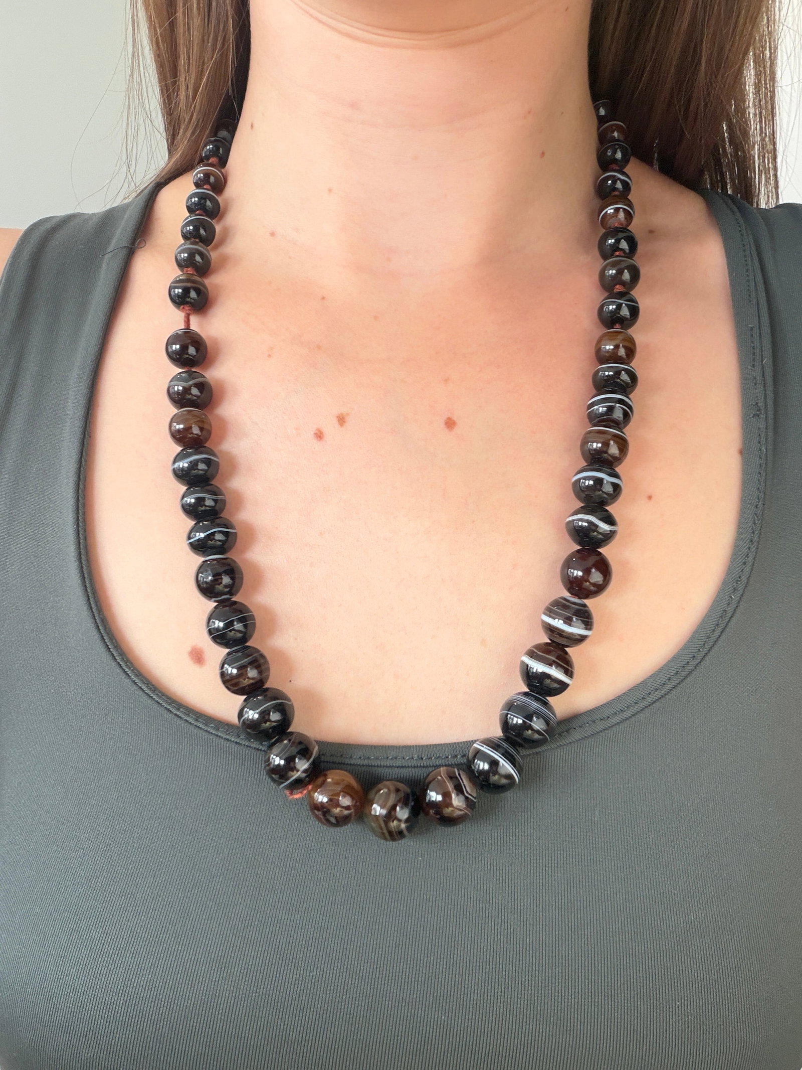 BANDED AGATE BEADED NECKLACE WITH CLASP - 4