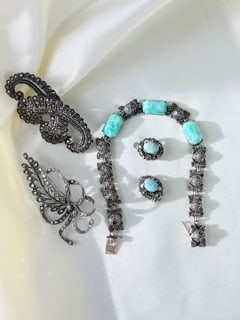 MIXED LOT Silver Marcasite Jewellery, Brooches, Bracelet Etc (1 of 6)