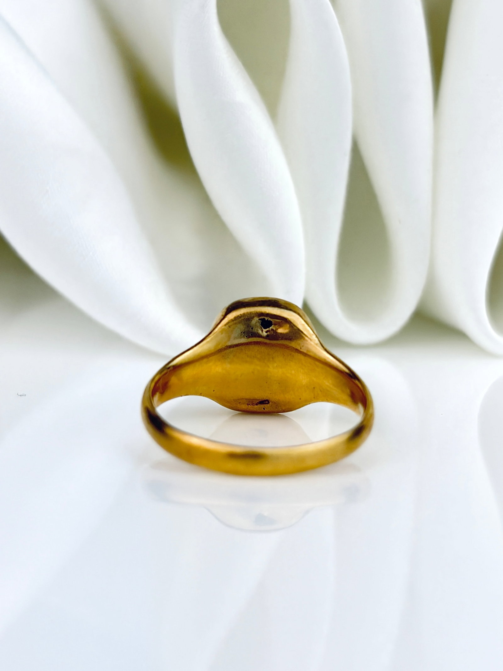 SMALL SIZE ANTIQUE 18CT YELLOW GOLD BLOODSTONE SIGNET RING - 3
