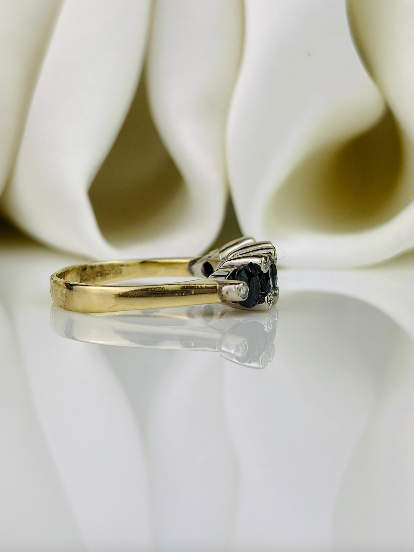 Vintage Sapphire and Diamond 9ct Gold Five-Stone Ring - 2