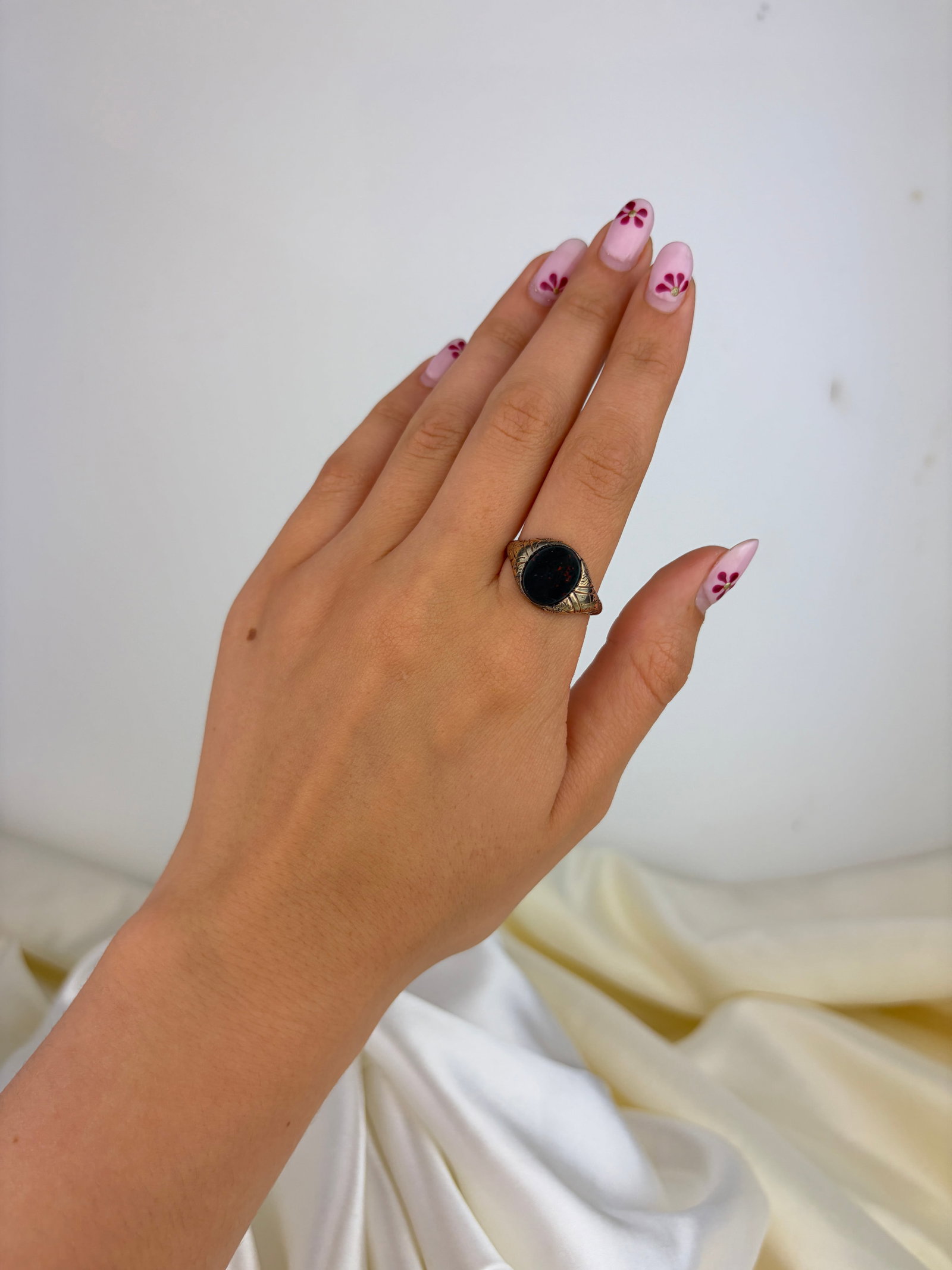 VINTAGE 9CT GOLD FILLED BLOODSTONE SIGNET RING - 7