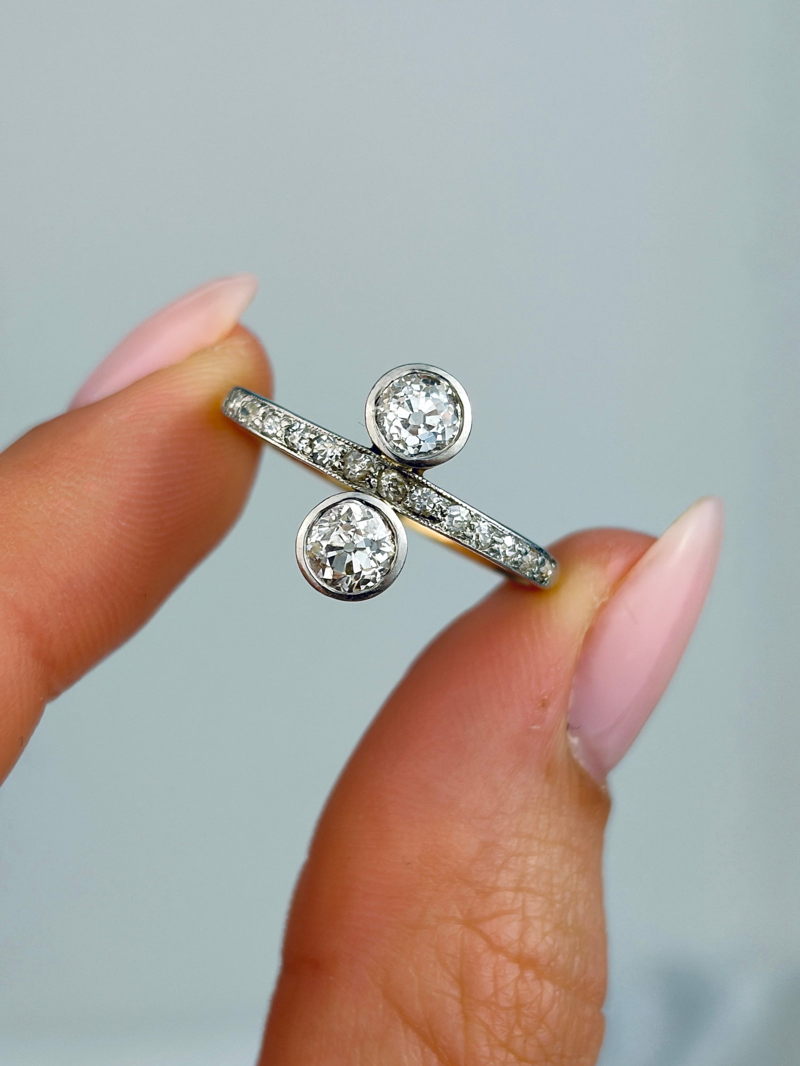 ANTIQUE ART DECO TWO STONE DIAMOND STACKED RING IN 18CT GOLD - 5
