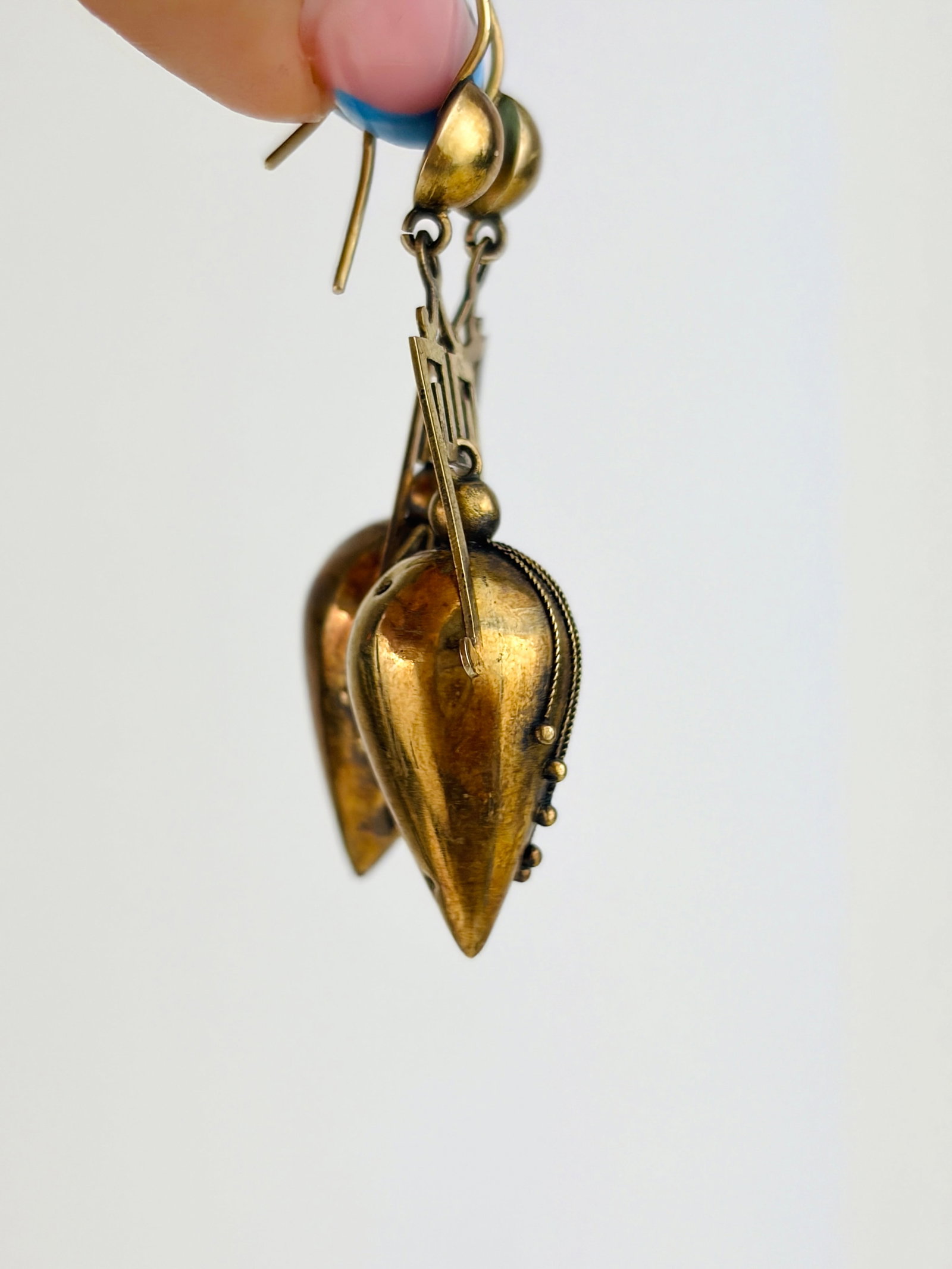 Antique Boxed Victorian Torpedo Earrings in 15ct Yellow Gold - 6