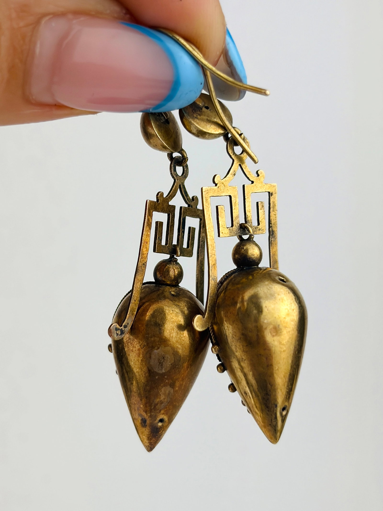 Antique Boxed Victorian Torpedo Earrings in 15ct Yellow Gold - 7