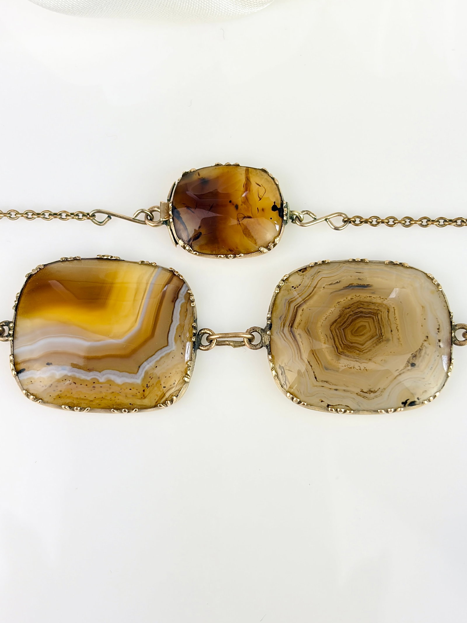 ANTIQUE GEORGIAN ERA 9CT GOLD BANDED AGATE NECKLACE - 4