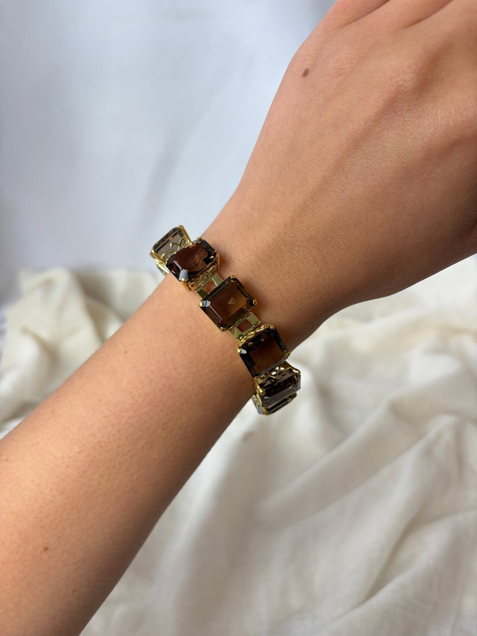 CHUNKY ANTIQUE SMOKEY QUARTZ BRACELET IN GILT METAL - 7