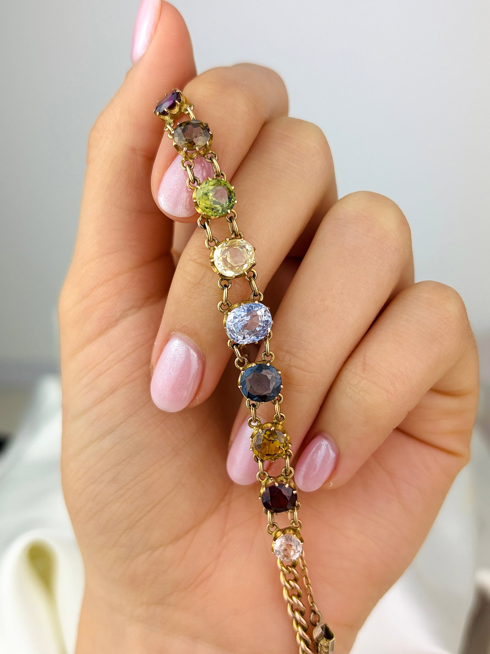 Antique Multigemstone Bracelet in 14ct Yellow Gold - 2