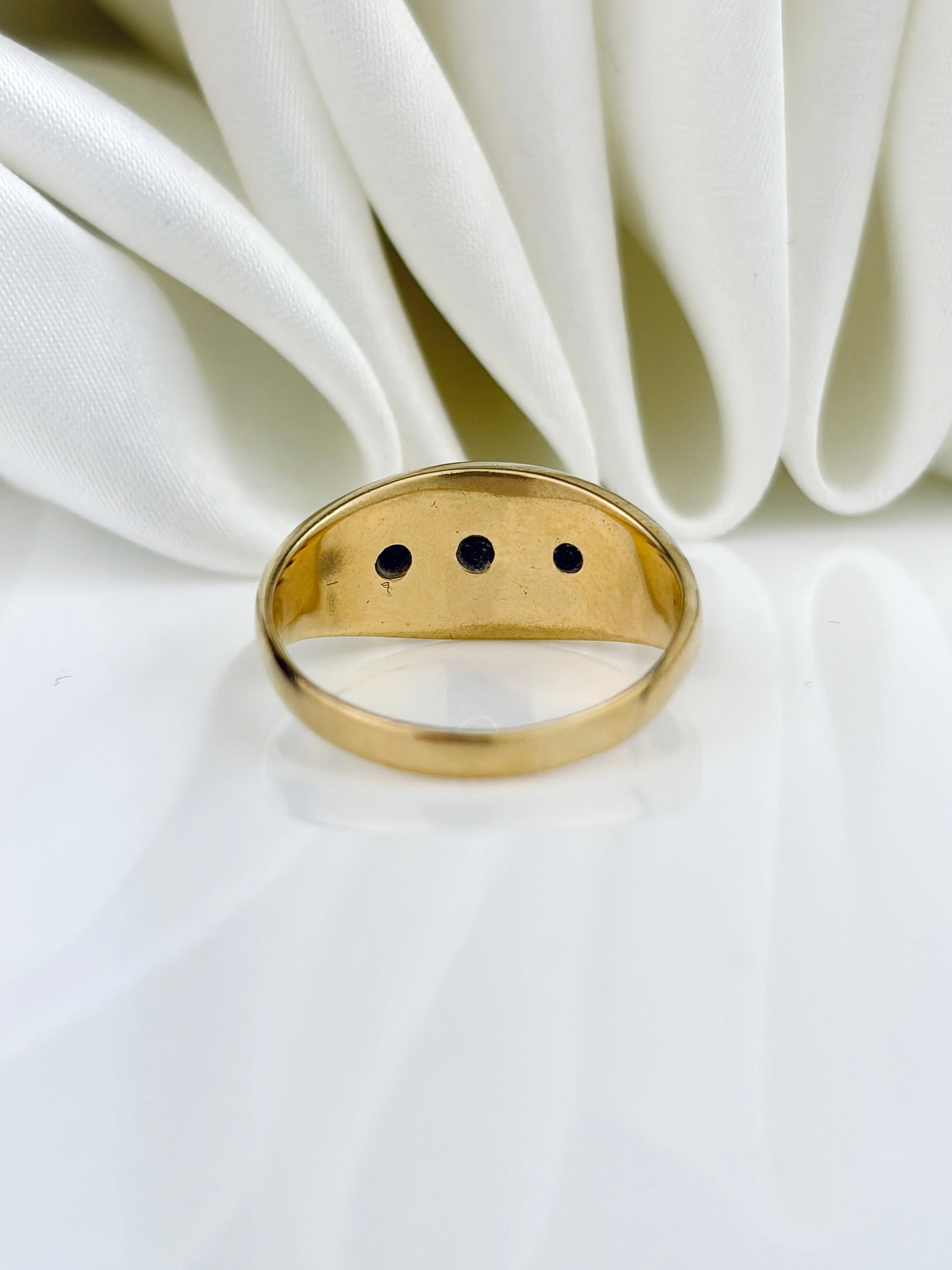 CHUNKY ANTIQUE 18CT YELLOW GOLD DIAMOND 3 STONE STAR RING - 3