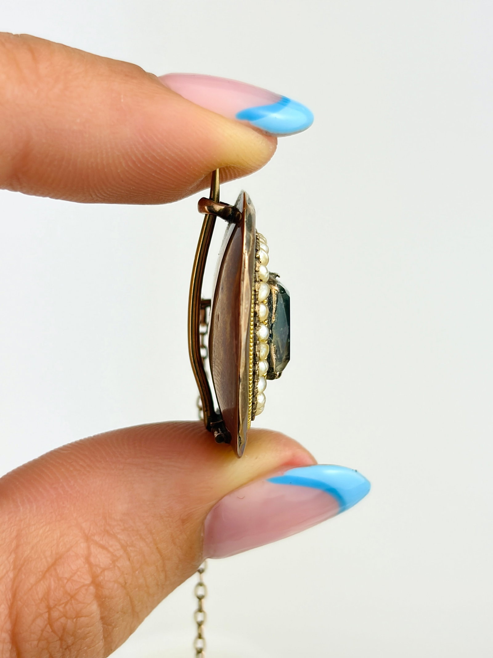 ANTIQUE C1830 FOILED STONE AND PEARL BROOCH IN GOLD - 2