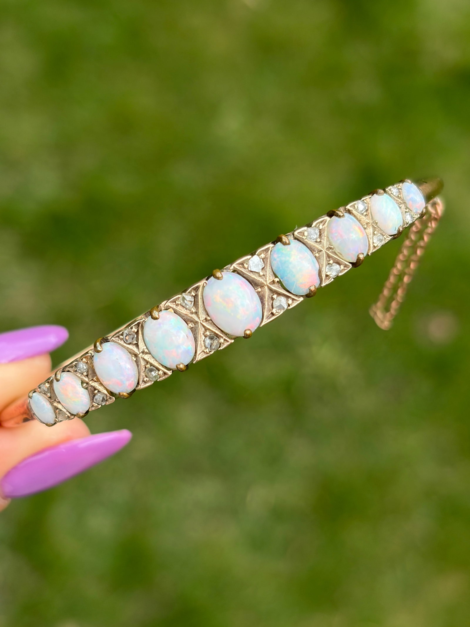 ANTIQUE OPAL AND DIAMOND 9ct GOLD BANGLE BRACELET - 8