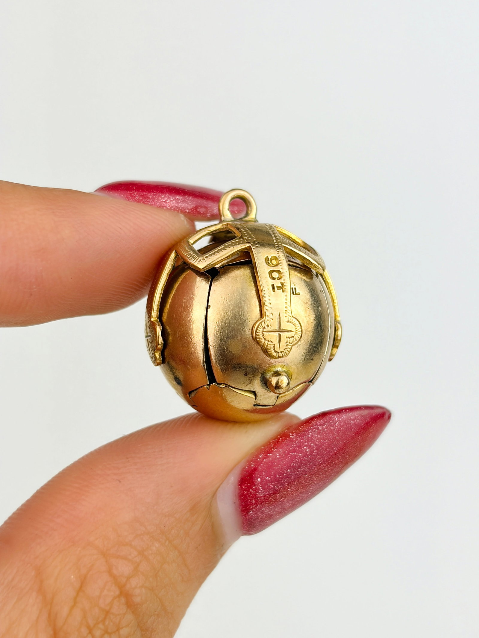 9ct Gold and Silver Masonic Opening Orb/Cross Pendant - 2