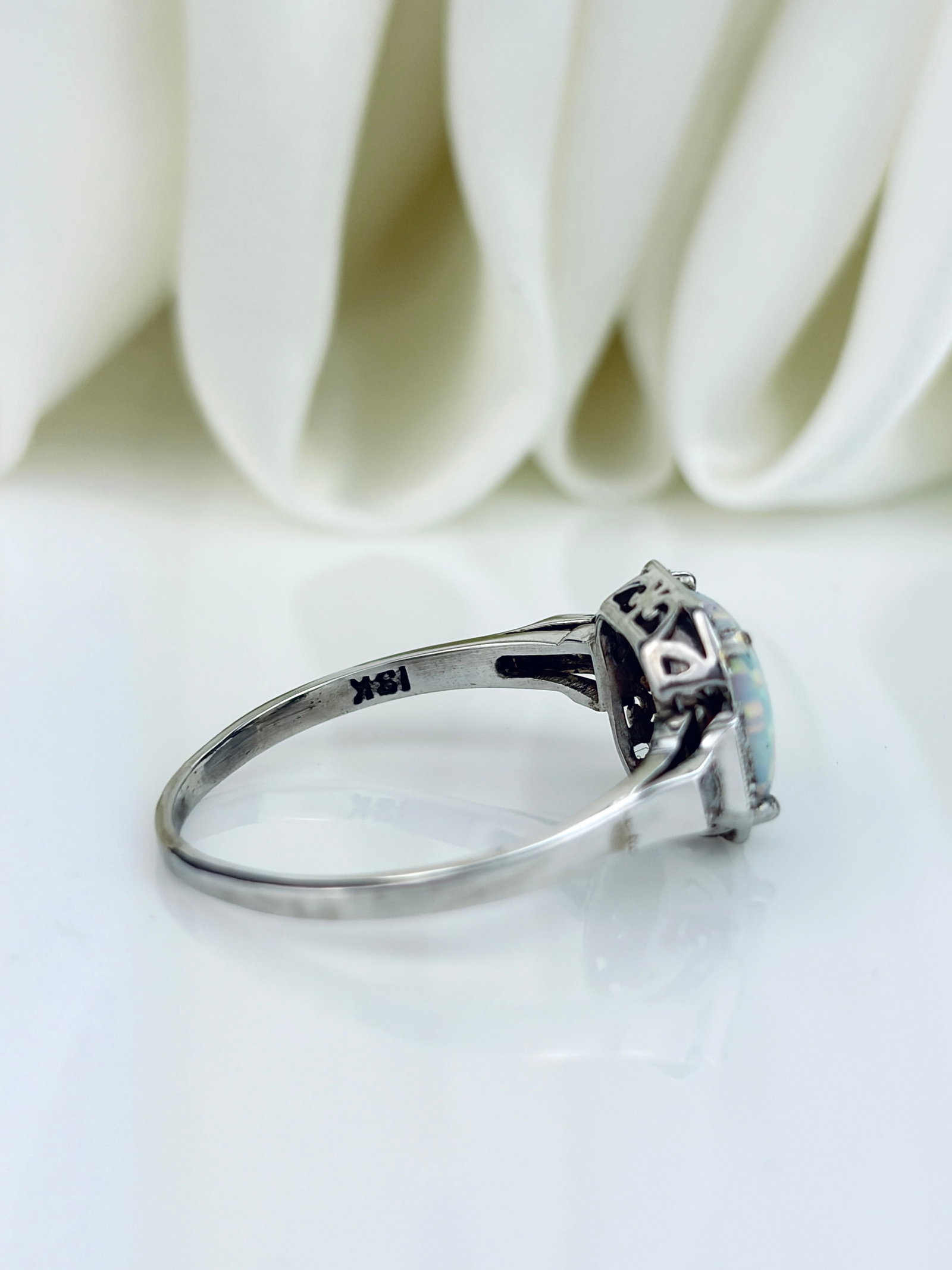 VINTAGE 18CT WHITE GOLD OPAL AND DIAMOND RING - 4