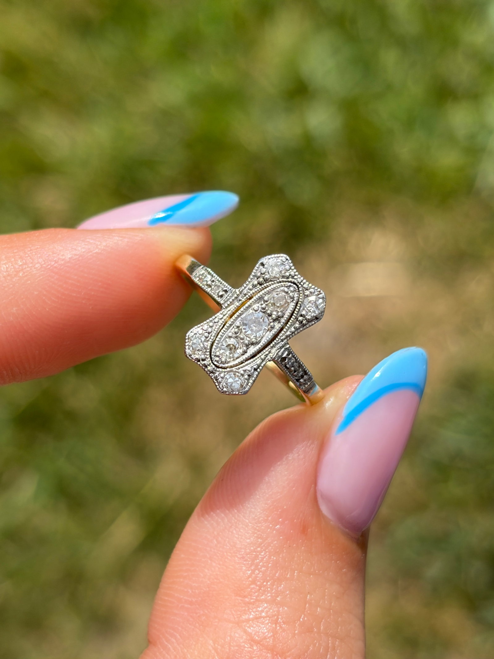 ANTIQUE ART DECO DIAMOND RING IN 18CT GOLD AND PLATINUM - 10